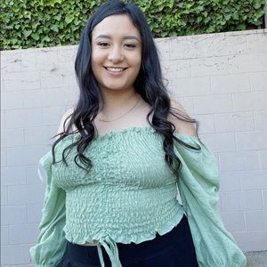 Meet your Posher, Mariela